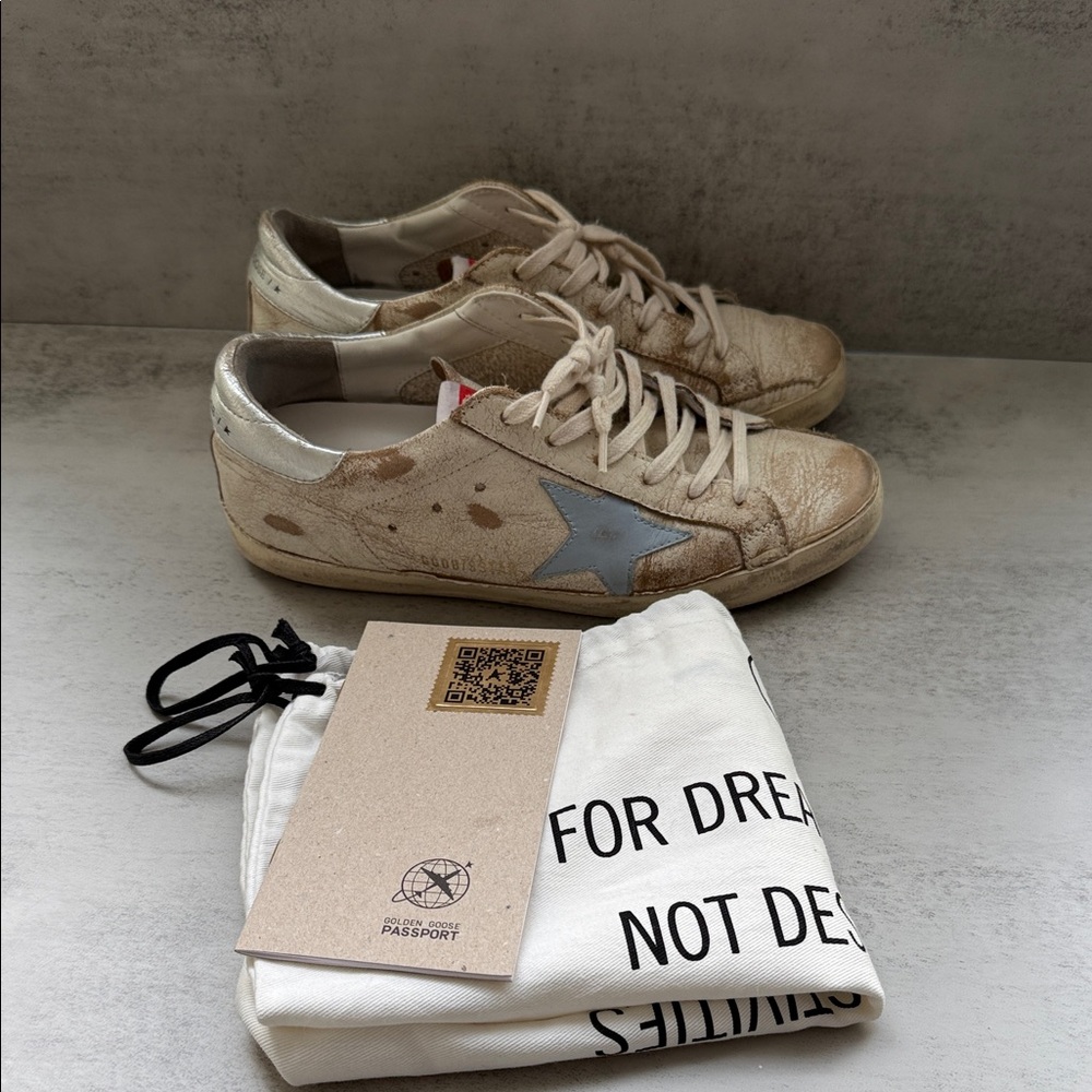 Golden Goose Beige Cream Sneakers with Silver Star - Picture 2 of 7